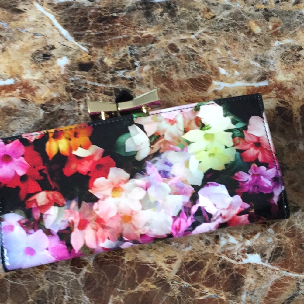 Floral leather wallet